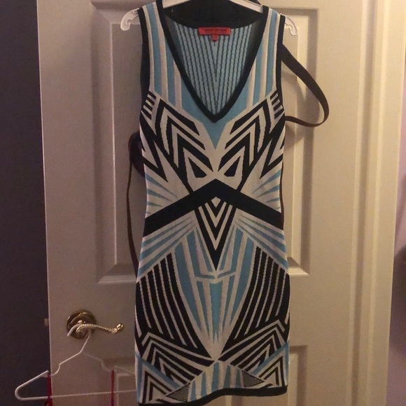 Party dress - Picture 1 of 6